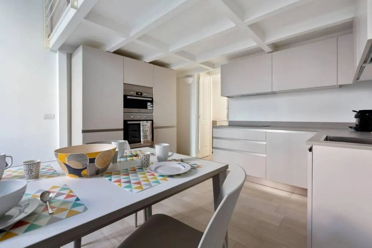 Appartamento Luxury Duplex Corso Magenta Milano 3Pax-Wifi